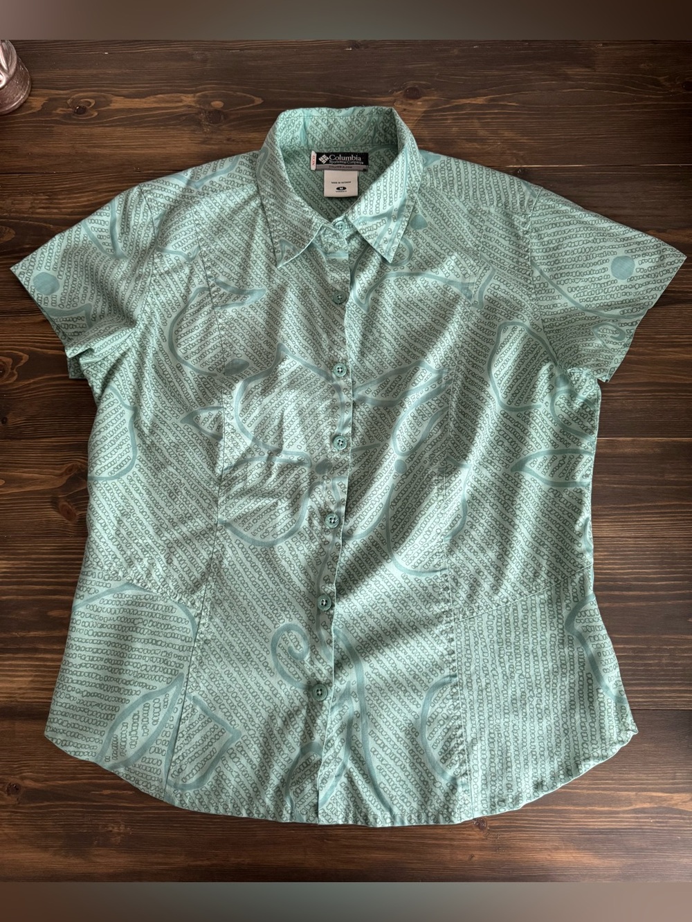 Columbia Light Mint Green Short Sleeve Button-Up Shirt
